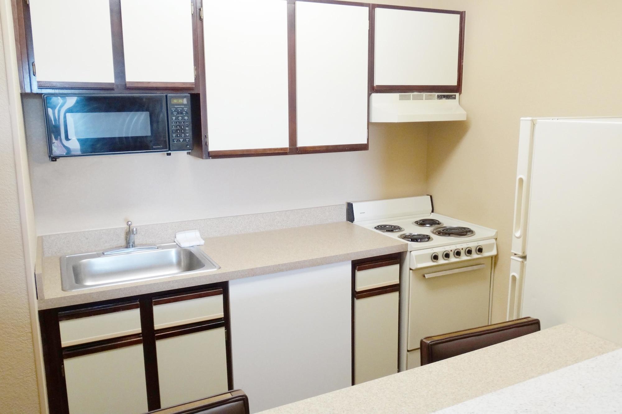 Extended Stay America Select Suites - Rockford - State Street Dış mekan fotoğraf