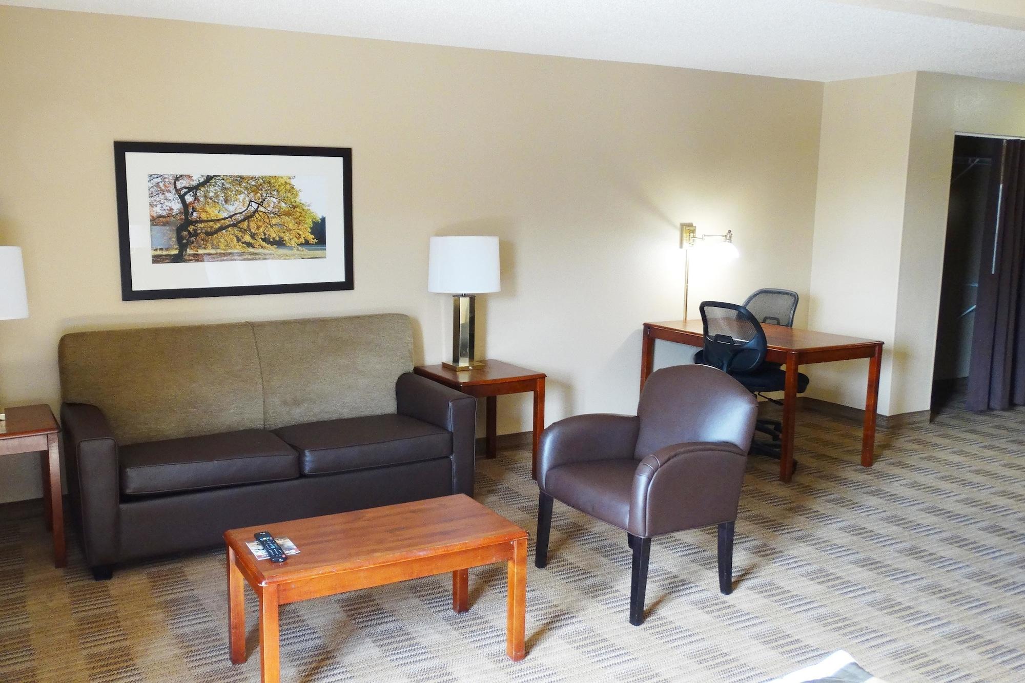 Extended Stay America Select Suites - Rockford - State Street Dış mekan fotoğraf