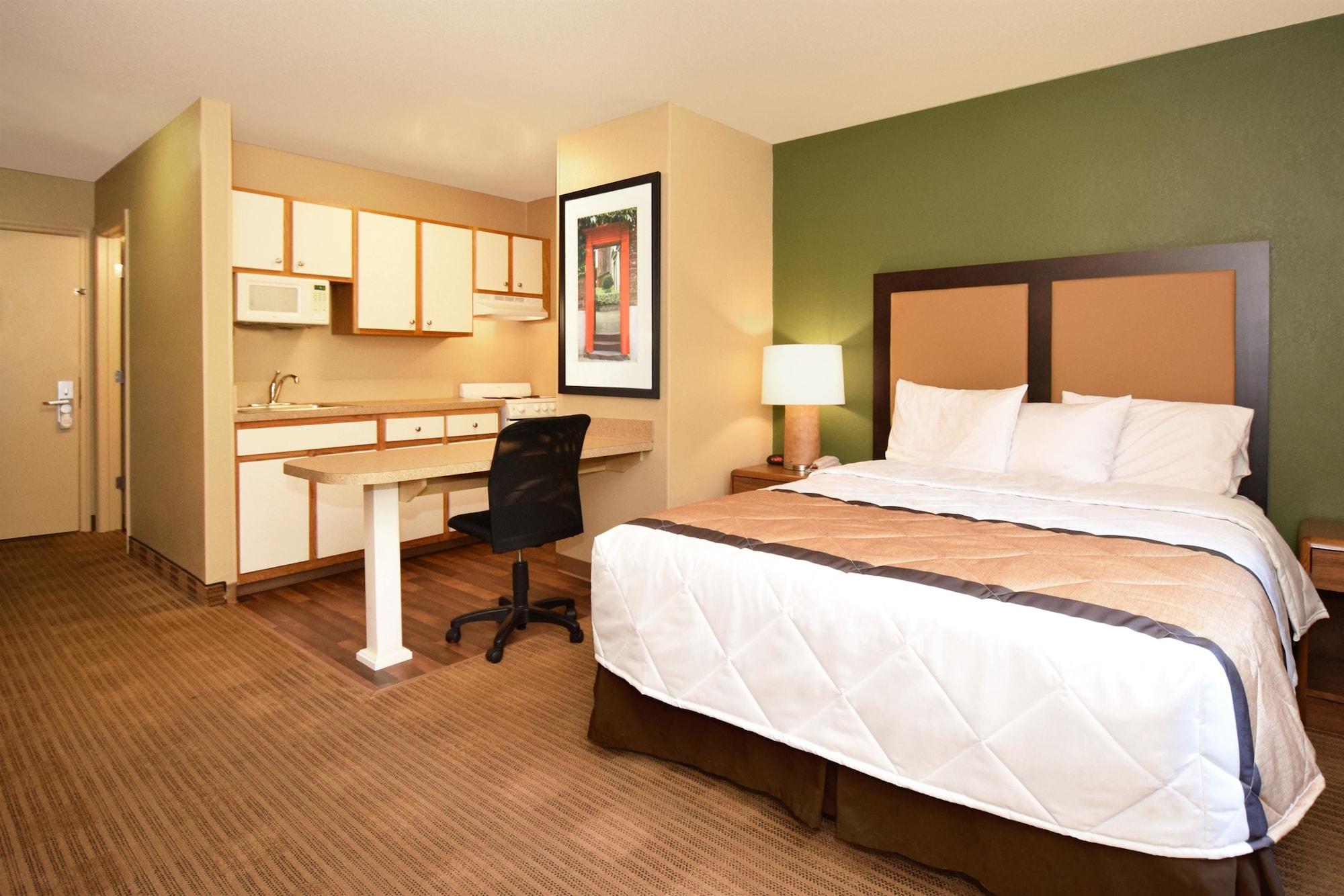 Extended Stay America Select Suites - Rockford - State Street Dış mekan fotoğraf