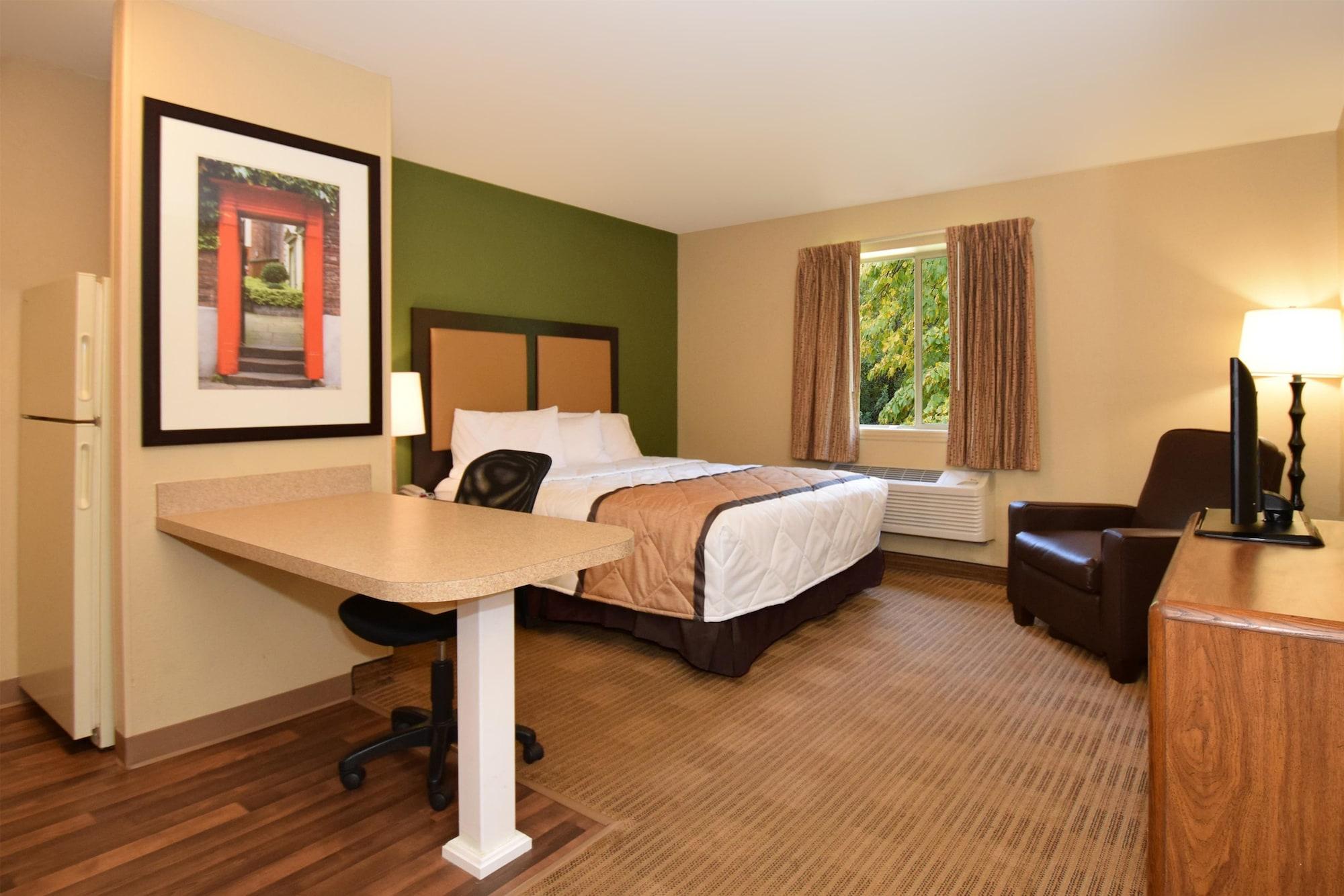 Extended Stay America Select Suites - Rockford - State Street Dış mekan fotoğraf