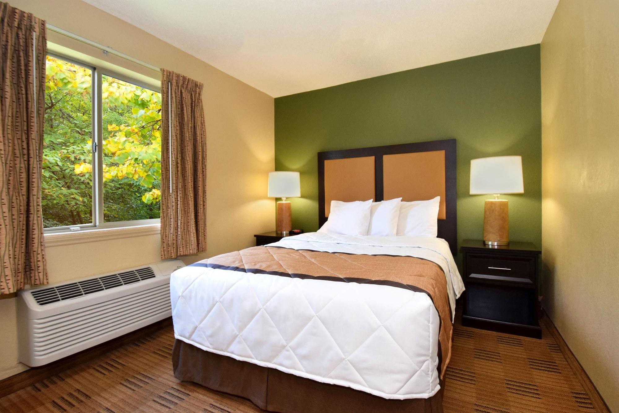 Extended Stay America Select Suites - Rockford - State Street Dış mekan fotoğraf