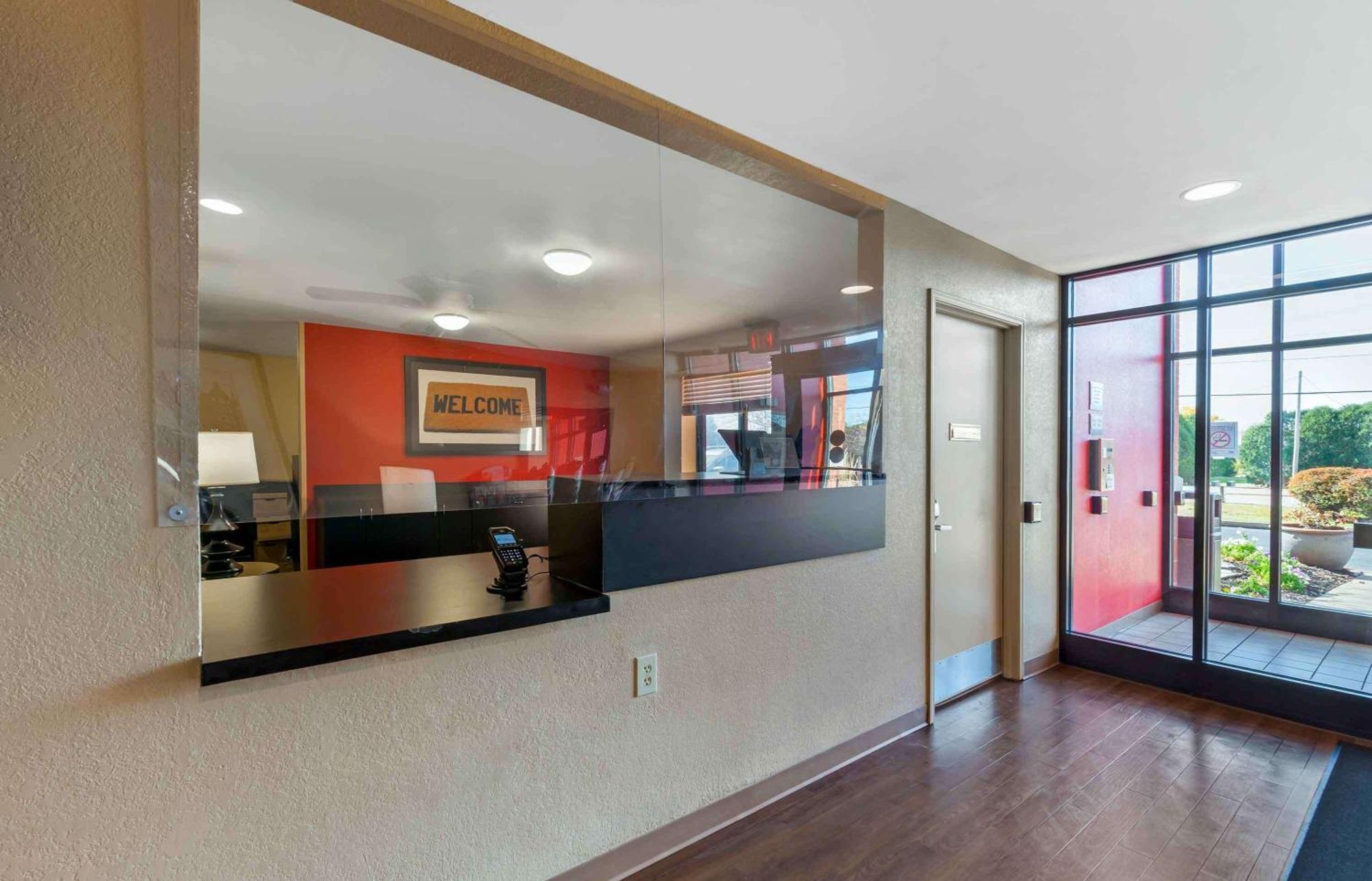 Extended Stay America Select Suites - Rockford - State Street Dış mekan fotoğraf