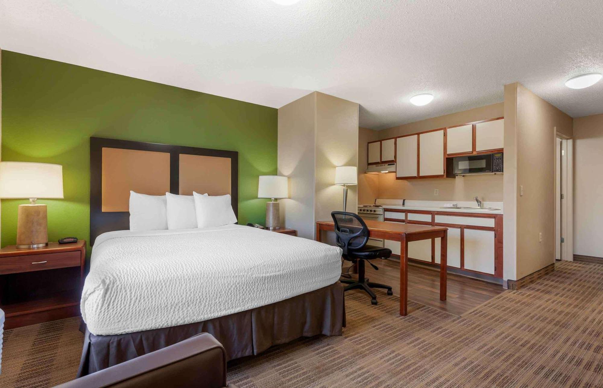 Extended Stay America Select Suites - Rockford - State Street Dış mekan fotoğraf