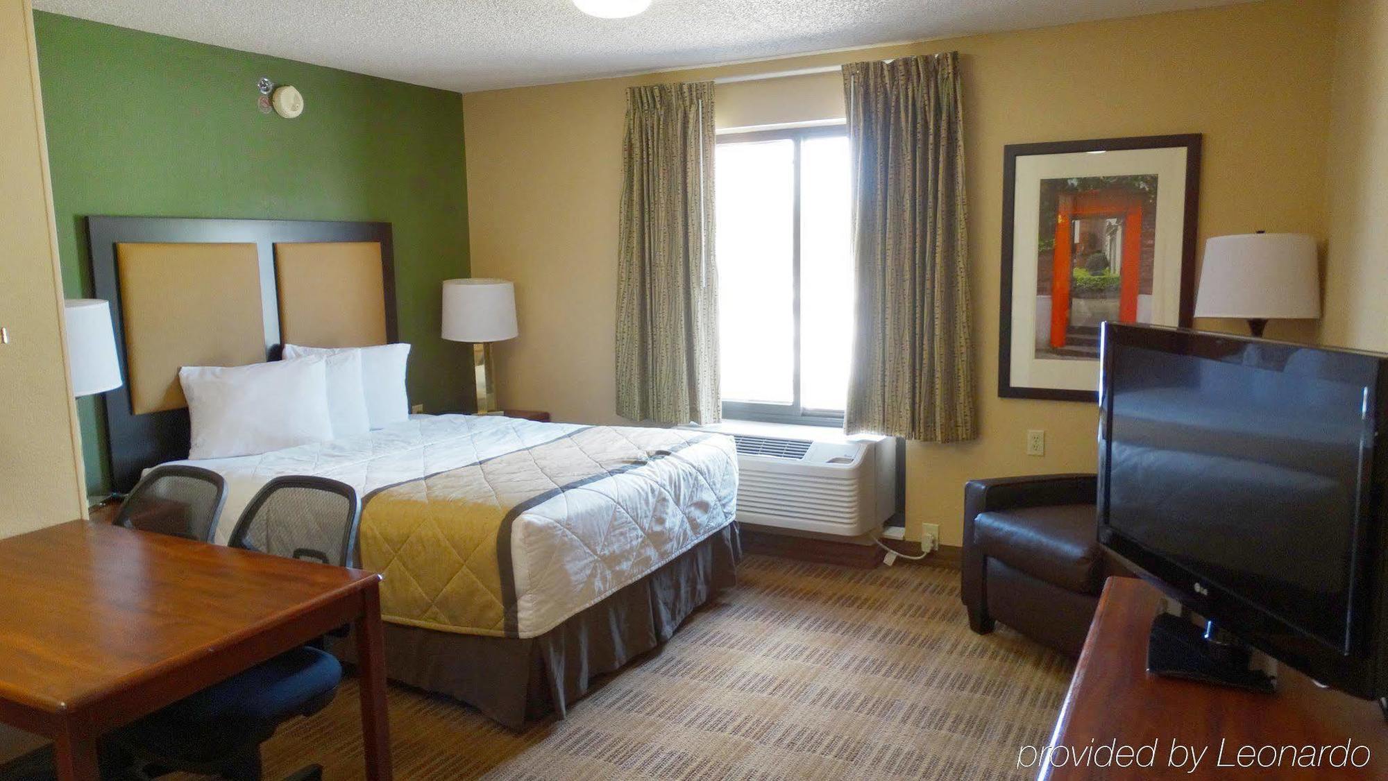 Extended Stay America Select Suites - Rockford - State Street Dış mekan fotoğraf